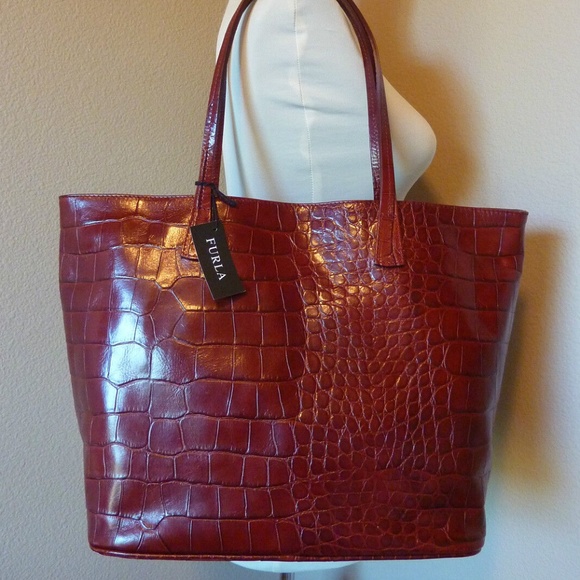 FURLA Mulled Wine Red Croc Embossed Leather D-light Tote Bag - Made in Italy - Picture 5 of 10